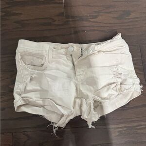 Stylish white Distressed Women Shorts